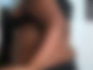 Live cam show with siminfox - Ebony Shaved Pussy on Pornisteam.com