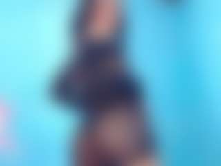 Live cam show with evelynquee - Lean on Camsoda