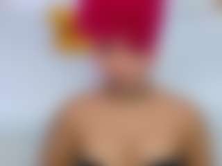 Live cam show with RubyRoger - Oil on Sweet Sext