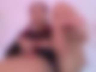 Live cam show with RubyRoger - Full Nudity on madthumbs