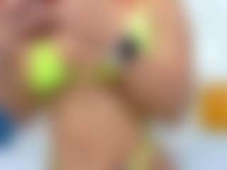 Live cam show with RubyRoger - Control on StripNow