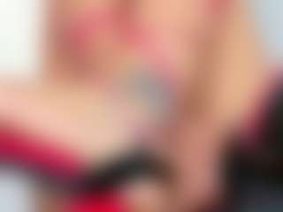 Live cam show with RubyRoger - Full Nudity on Livezox