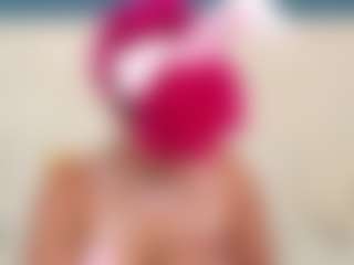 Live cam show with RubyRoger - Public Ebony on Cam Slut