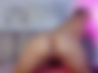 Live cam show with Bella-Rivers - Student on nudelive.tv