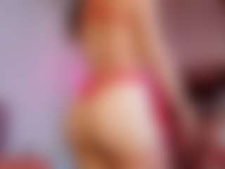 Live cam show with Bella-Rivers - Ass Bouncing on madthumbs