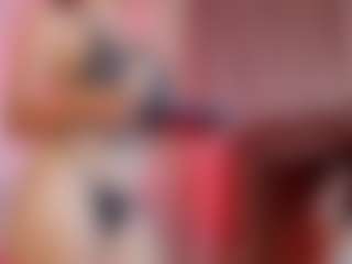 Live cam show with Bella-Rivers - Petite on AdultVida.com