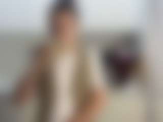 Live cam show with Marta Santos - Brown Hair on xfollow cams