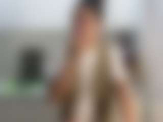 Live cam show with Marta Santos - Body Massage on AdultVida.com