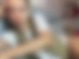 Live cam show with Marta Santos - Amateur Brown Hair on Uber Horny