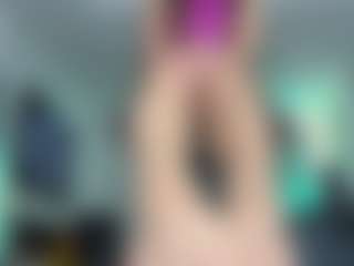 Marta Santos's Live Sex Cam Show
