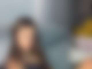 Live cam show with Marta Santos - Brown Eyes Brown Hair on Pornisteam.com