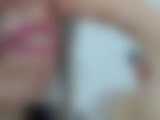 Live cam show with Chayla-Ruiz - Mature on Instabang