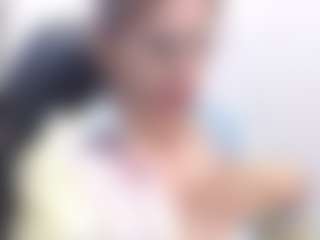 Live cam show with Chayla-Ruiz - Normal on CamClone