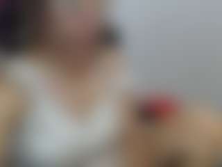 Live cam show with Chayla-Ruiz - Middle Aged on Camsoda