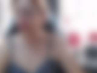 Live cam show with Chayla-Ruiz - Middle Aged on fapnchat
