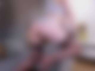 HenriettaBouler's Live Sex Cam Show