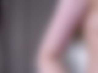 HenriettaBouler's Live Sex Cam Show