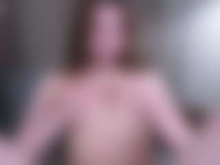 HenriettaBouler's Live Sex Cam Show