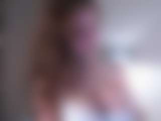 HenriettaBouler's Live Sex Cam Show