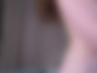 Live cam show with HenriettaBouler - Striptease on sexytreat.net