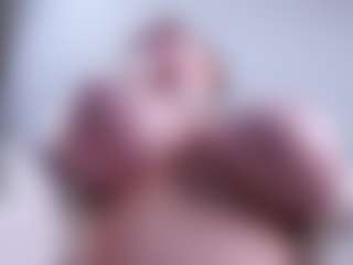 HenriettaBouler's Live Sex Cam Show