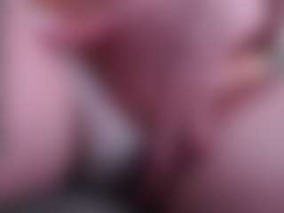 HenriettaBouler's Live Sex Cam Show