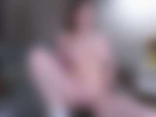 HenriettaBouler's Live Sex Cam Show