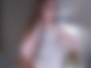 HenriettaBouler's Live Sex Cam Show