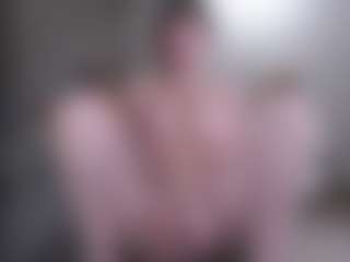 HenriettaBouler's Live Sex Cam Show