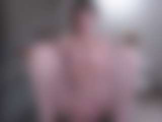 HenriettaBouler's Live Sex Cam Show