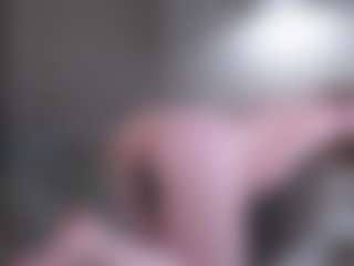 HenriettaBouler's Live Sex Cam Show