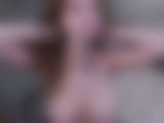 HenriettaBouler's Live Sex Cam Show