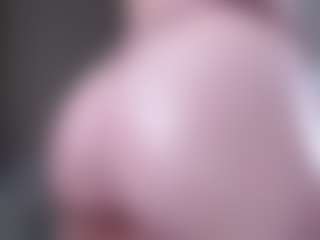 HenriettaBouler's Live Sex Cam Show