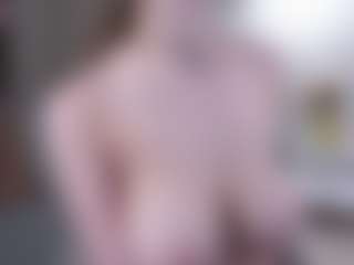 HenriettaBouler's Live Sex Cam Show
