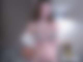 HenriettaBouler's Live Sex Cam Show