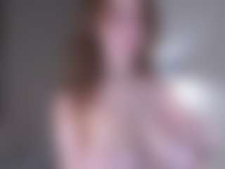 HenriettaBouler's Live Sex Cam Show