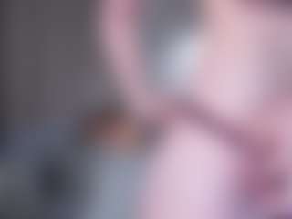 Live cam show with HenriettaBouler - Blue Eyes on Chatstar