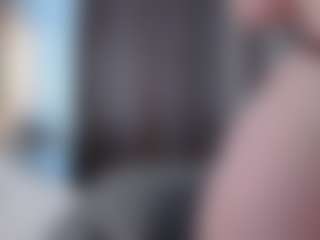 HenriettaBouler's Live Sex Cam Show
