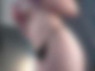 HenriettaBouler's Live Sex Cam Show