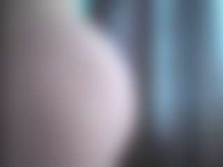 HenriettaBouler's Live Sex Cam Show