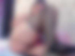 Laurenthompson's Live Sex Cam Show