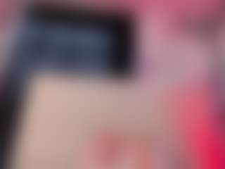 Laurenthompson MILF webcam performer live streaming