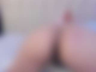 Laurenthompson's Live Sex Cam Show
