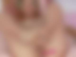 Live cam show with MaryDeniro - Horny on iamadamtest123.com