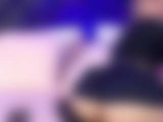 Live cam show with MaryDeniro - Teen (18+) on friskycurves.com