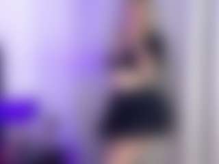 Live cam show with MaryDeniro - Teen (18+) on xxxlivecams.org
