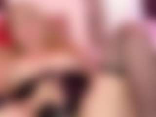 Live cam show with MaryDeniro - Shaved Pussy on nudelive.tv