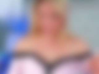 Live cam show with MaryDeniro - Cowgirl on WildCum