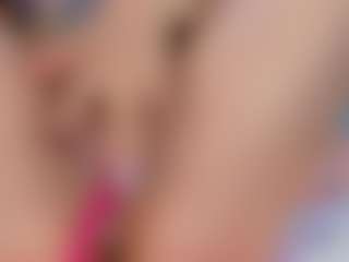 Live cam show with MaryDeniro - Blonde Hair Petite on camwithhim.com
