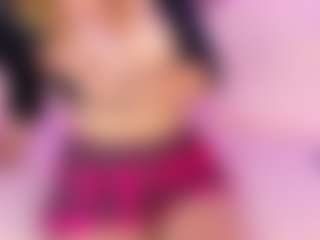 Live cam show with MaryDeniro - Petite on Instabang